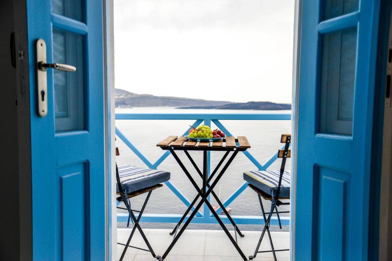 Sol-Mate Suites Oia  Room photo