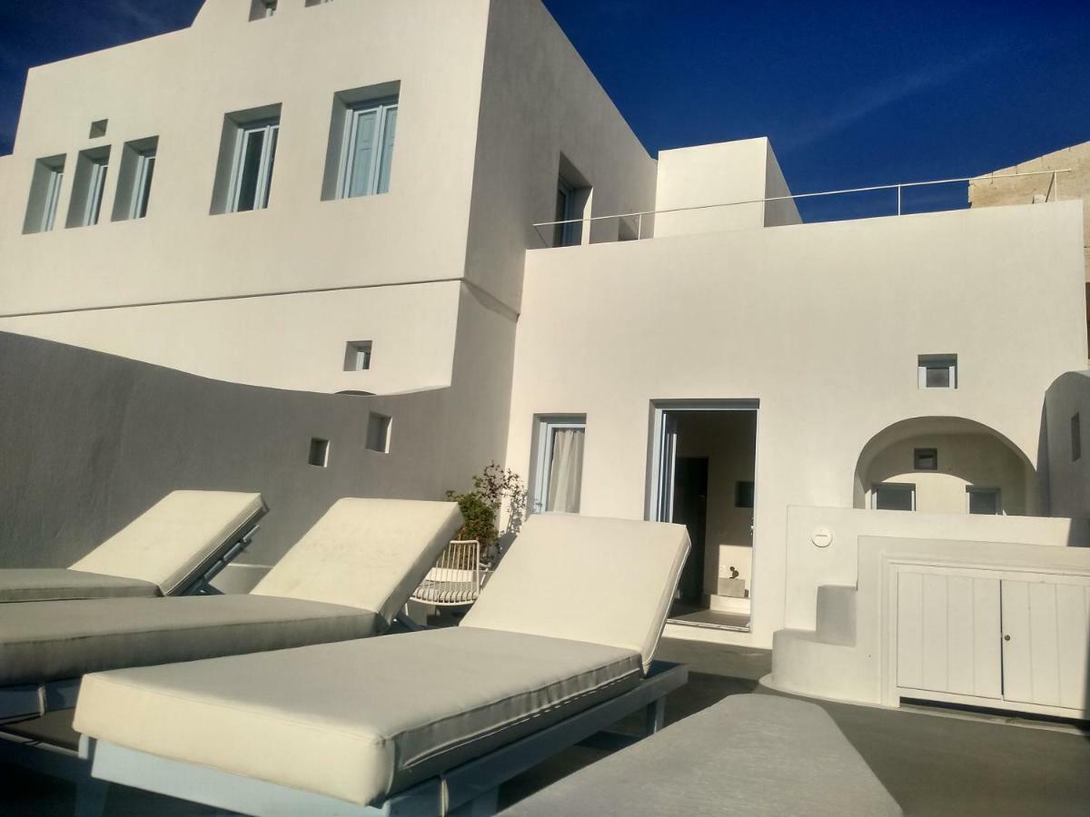 Sol-Mate Suites Oia  Exterior photo
