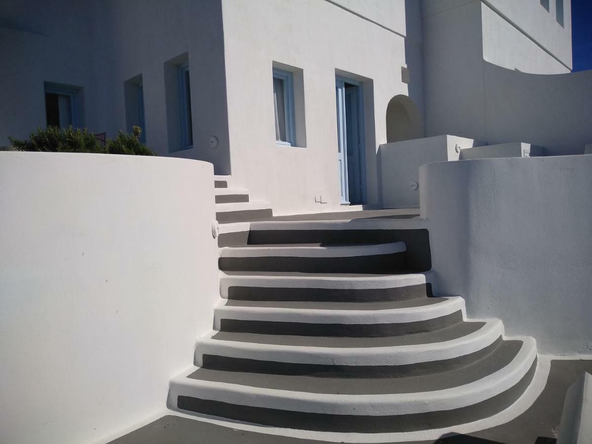 Sol-Mate Suites Oia  Exterior photo