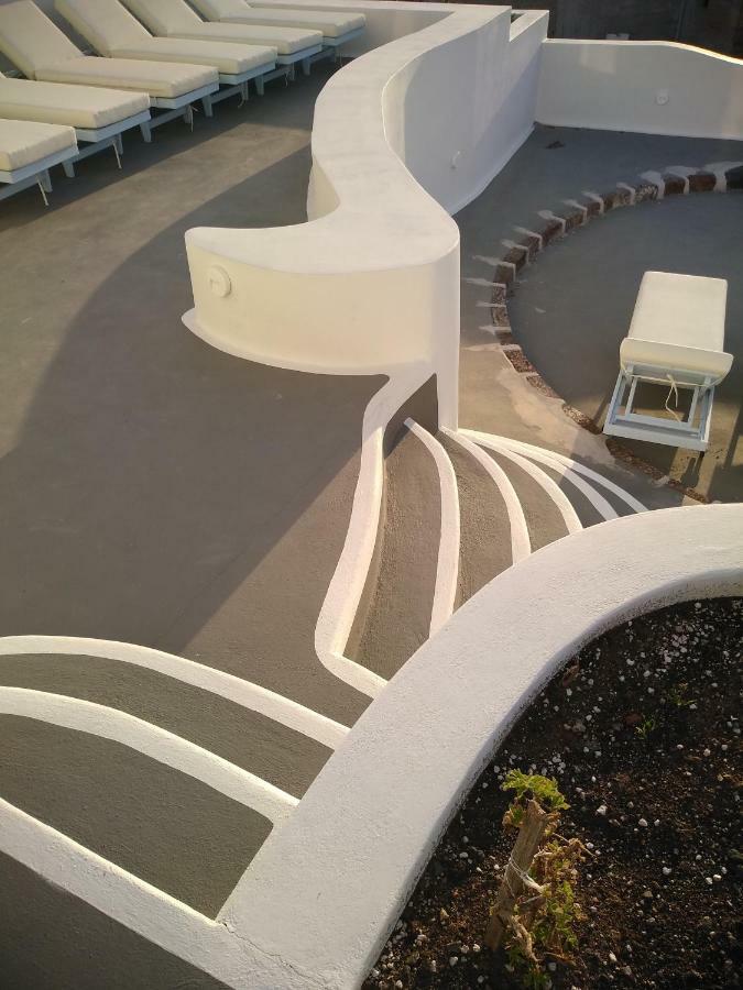 Sol-Mate Suites Oia  Exterior photo