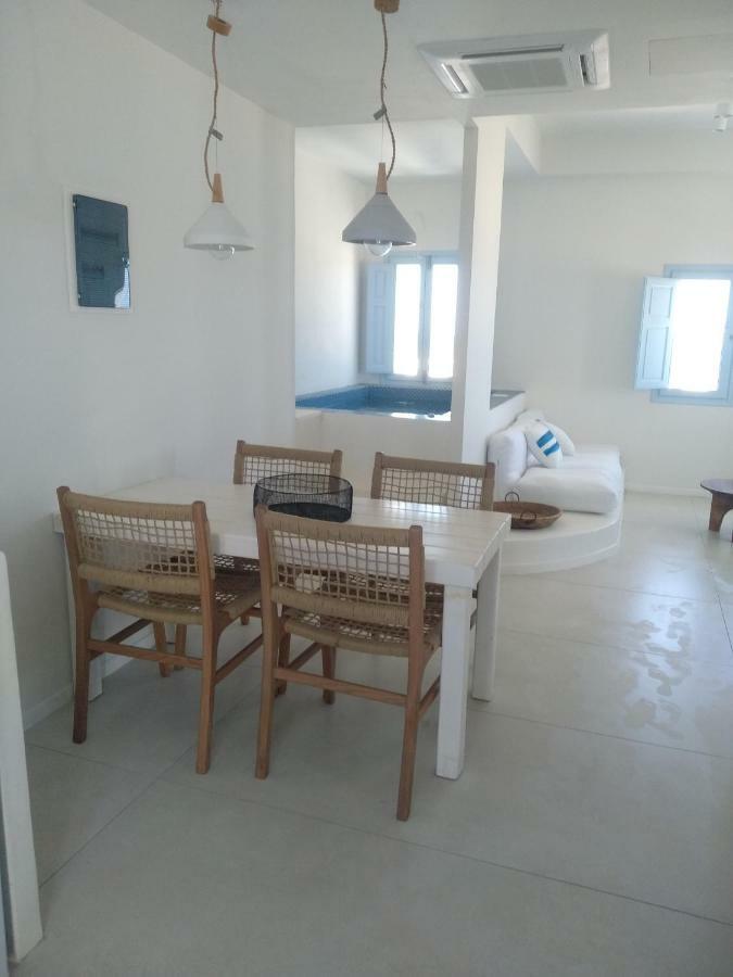Sol-Mate Suites Oia  Exterior photo
