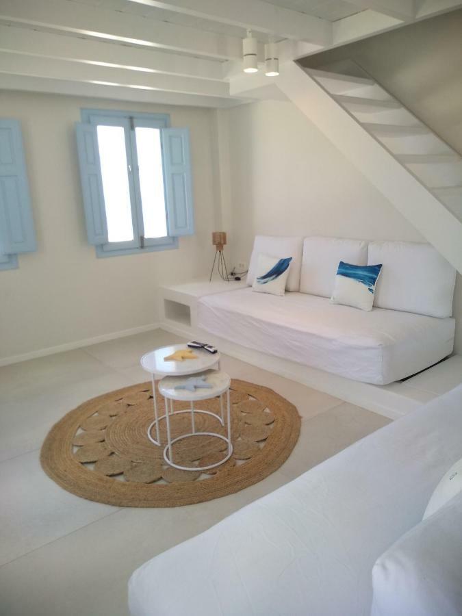 Sol-Mate Suites Oia  Exterior photo