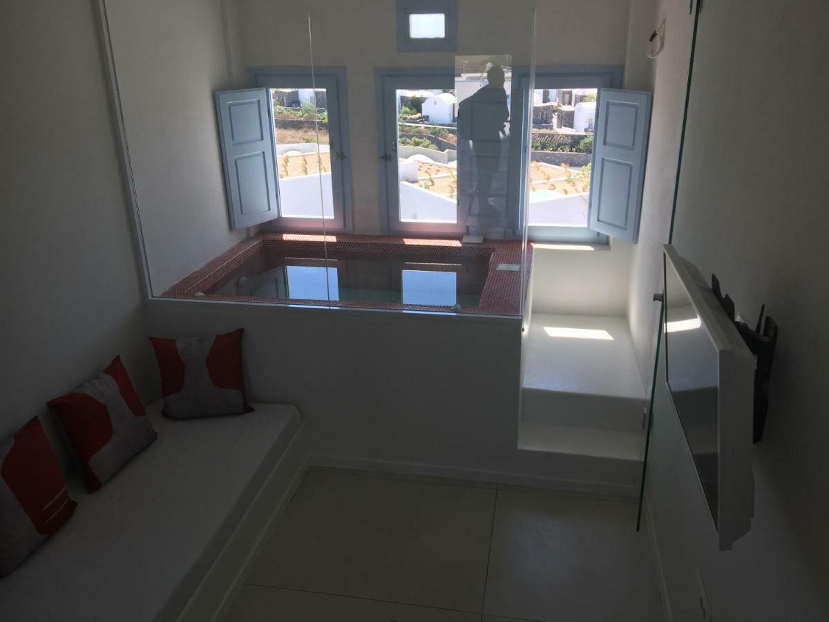 Sol-Mate Suites Oia  Exterior photo